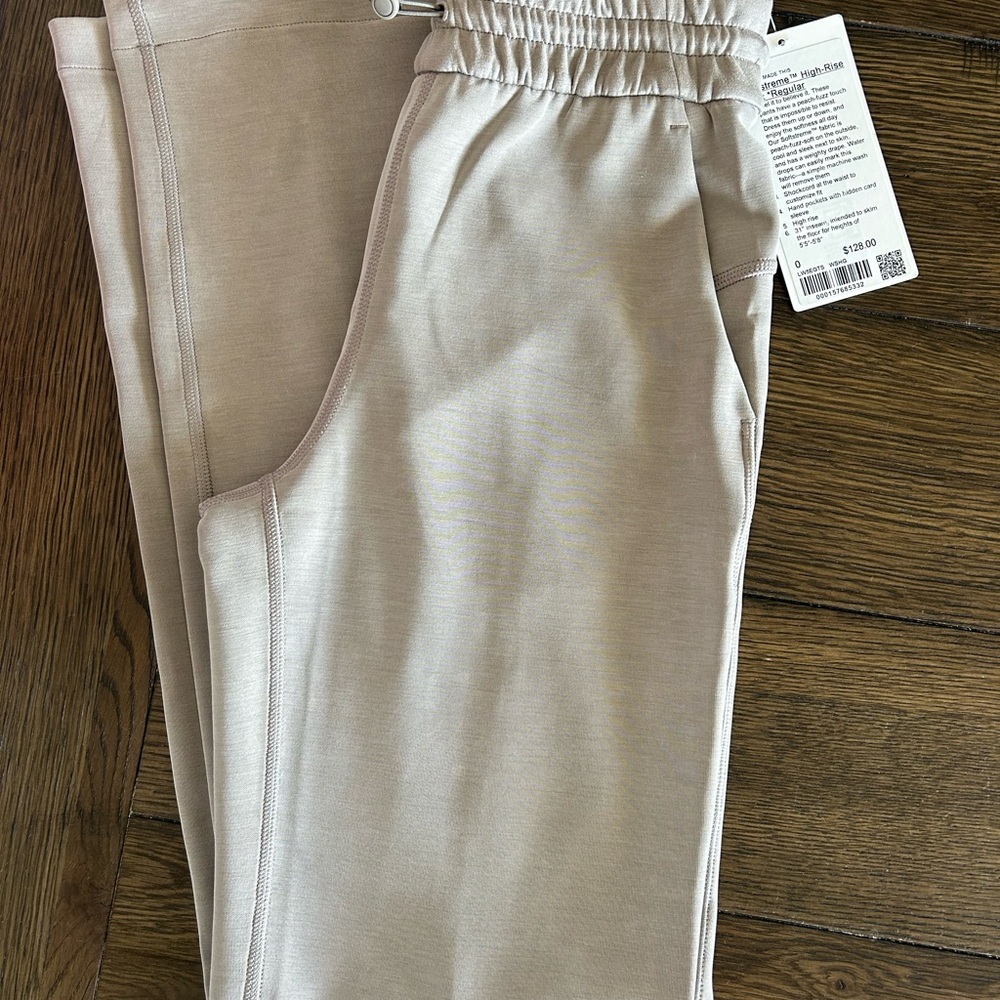 Lululemon Soft stream high rise pant regular